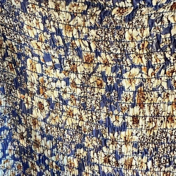 Patrons of Peace smocked bodice cropped sunflower top. Size XS - Picture 5 of 8